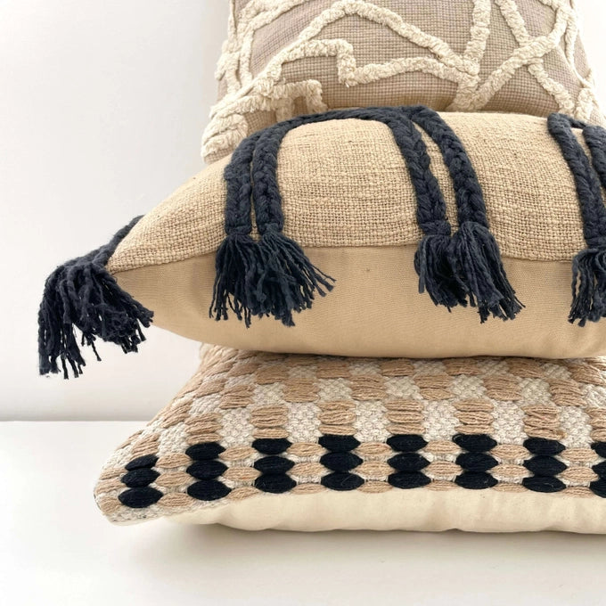 18x18 Hand Woven Rust/Cream Braided Curves Pillow Cover