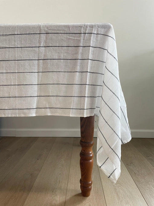 100% cotton neutral striped rectangle tablecloth - white/blk